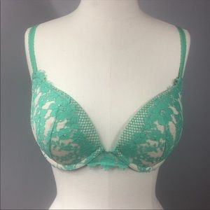 Victoria's Secret Bra 34D